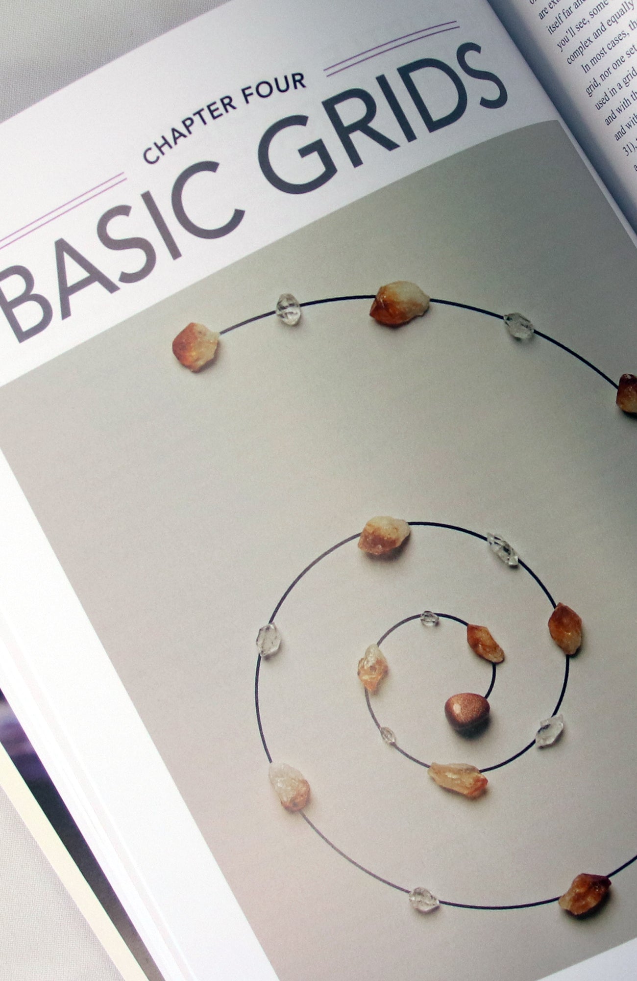 Ultimate Guide to Crystal Grids, The: Transform Your Life Using the Power of Crystals and Layouts